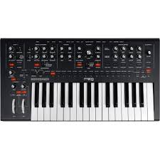 Moog MESSENGER монофонический аналоговый синтезатор