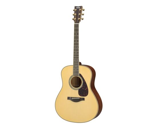 LL16M ARE NATURAL Электро-акустическая гитара с кейсом Yamaha